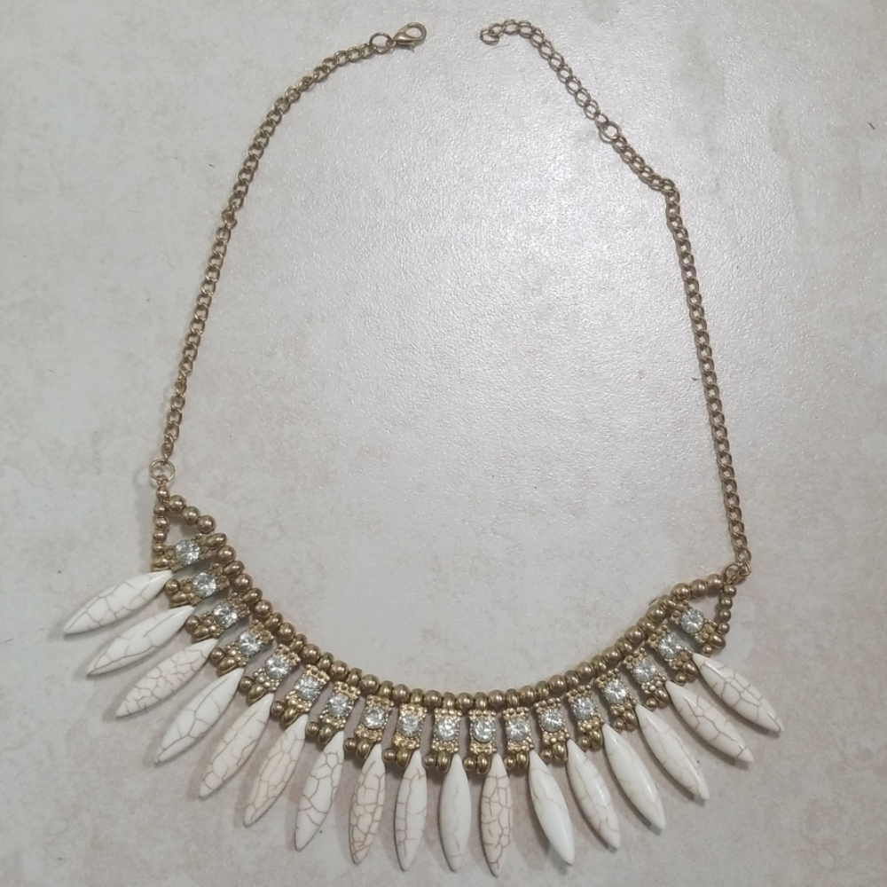 Costume Jewelry Necklace